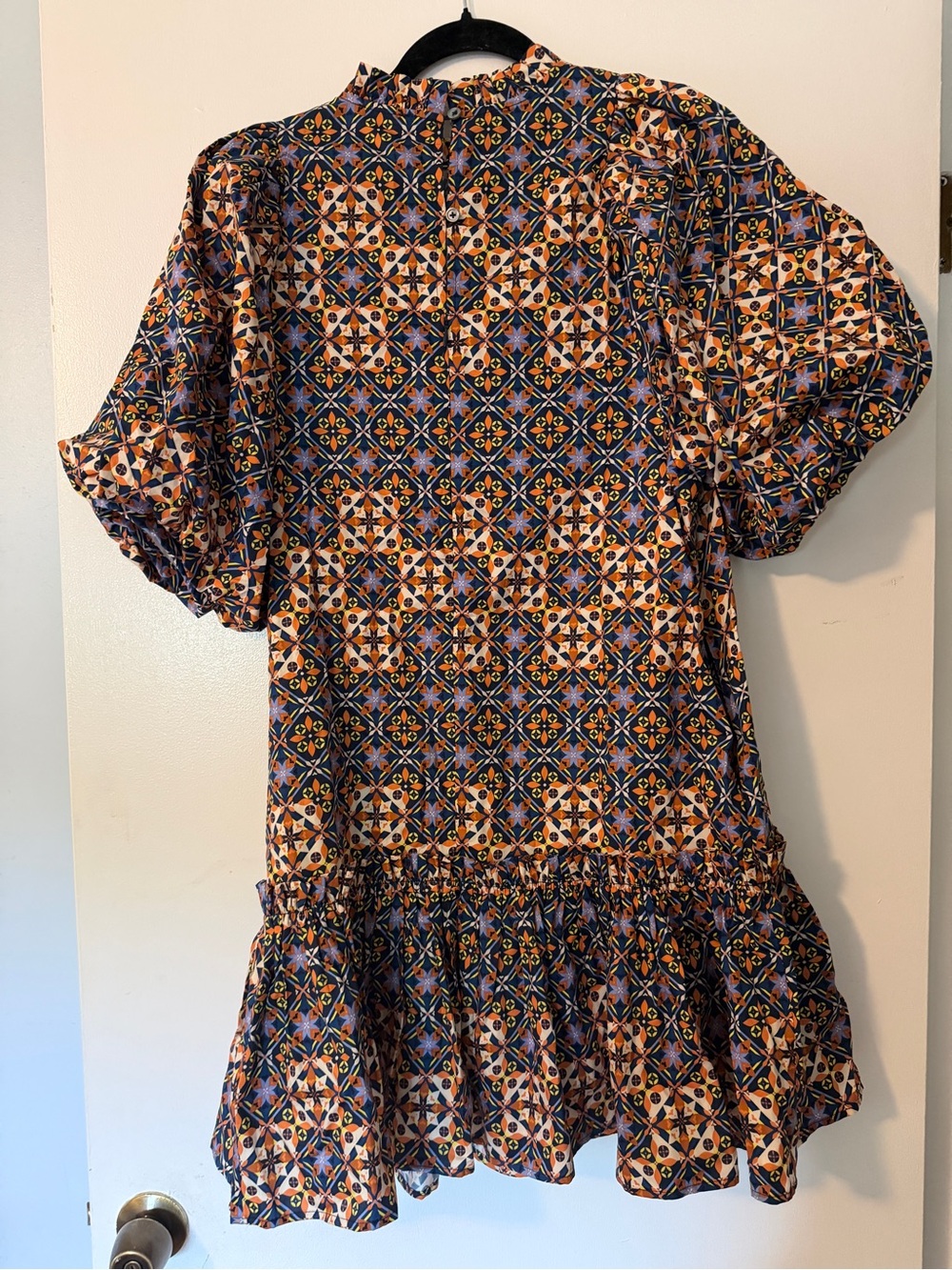 NWT Tyler Boe Puff-Sleeve Dress, Size S - Picture 5 of 5